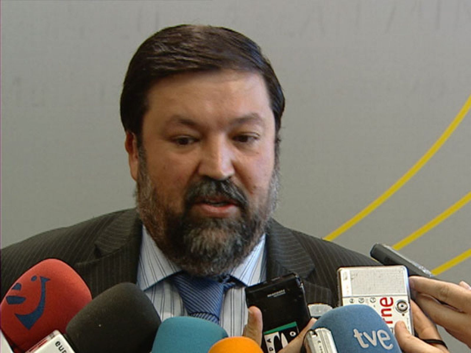 El ministro de Justicia lanza una advertencia a Eusko Alkartasuna | Ver