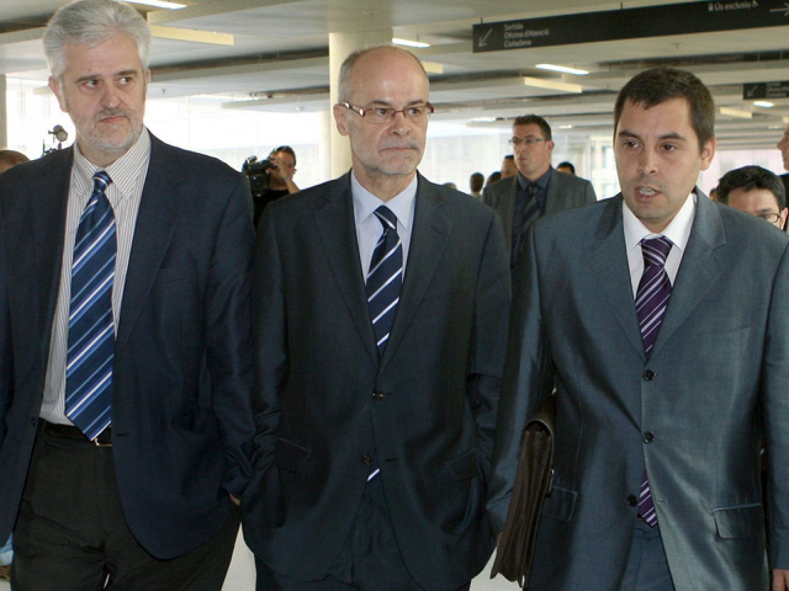 El consejero de economía de la Generalitat ha declarado ante la juez que lleva el caso del hotel del Palau | Ver