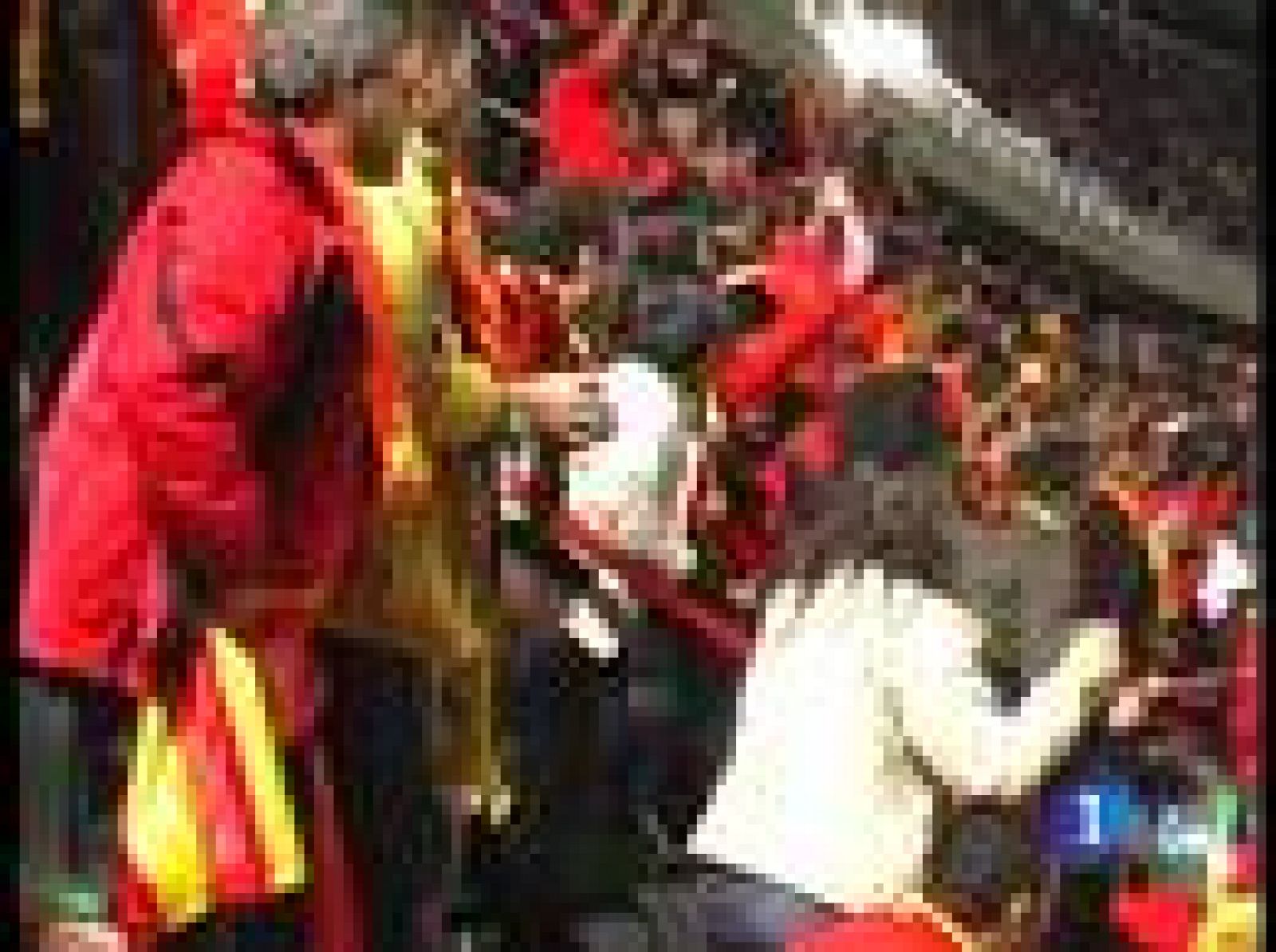 La 'marea roja' se desquita | Ver