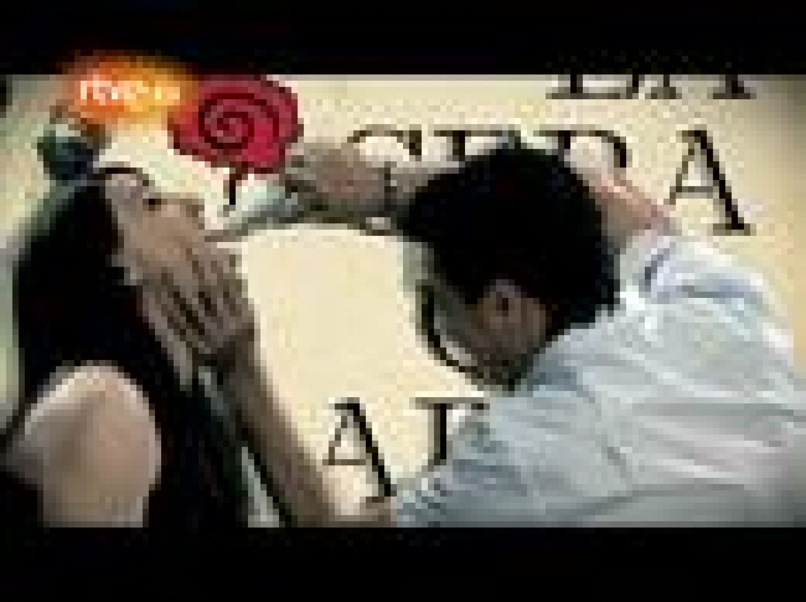 Rosendo Mercado presenta su disco 'A veces cuesta llegar al estribillo', su primer trabajo de estudio desde 2007. El primer videoclip es 'Tú que, yo que', un tema que se mueve en la línea más pura del Rosendo que juega con las palabras, se diviert