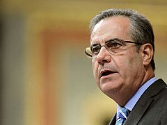 Celestino Corbacho defiende en el Congreso la reforma laboral aprobada por el Gobierno