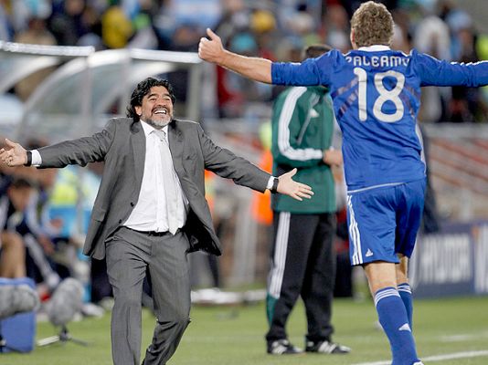  - Resumen del Grecia 0-2 Argentina