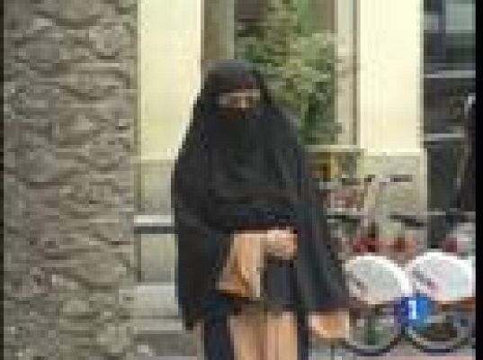 Piden la prohibición del burka