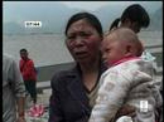  - China sigue velando a sus muertos