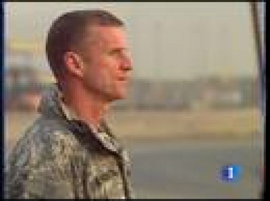  - Obama sopesa relevar a McChrystal