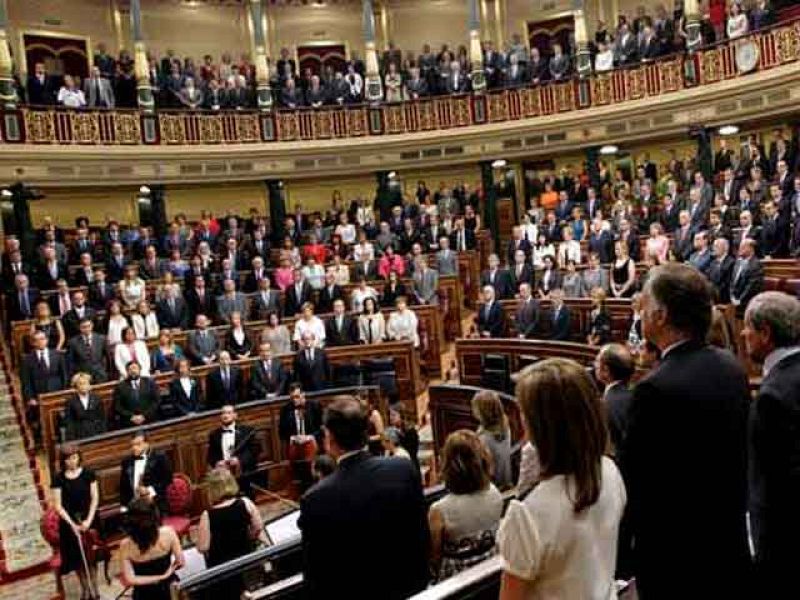  Todos los grupos políticos se han unido en el acto homenaje a las víctimas del terrorismo
