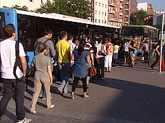 Hoy los madrileños han madrugado más pero han seguido llegando tarde al trabajo