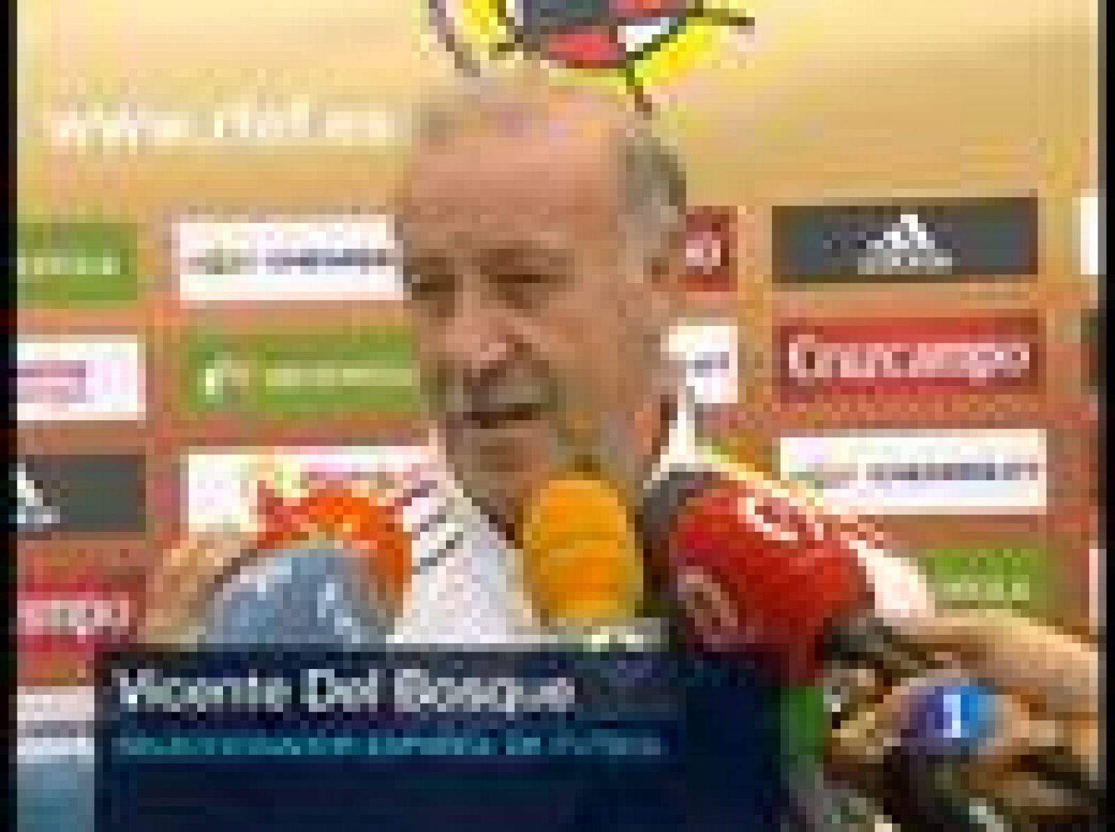 Del Bosque: 'Vamos a ver si no metemos la pata' | Ver