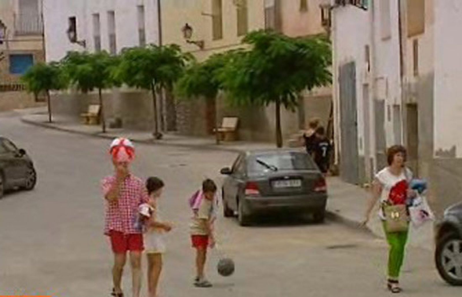 España Directo - Se buscan familias con hijos | Ver