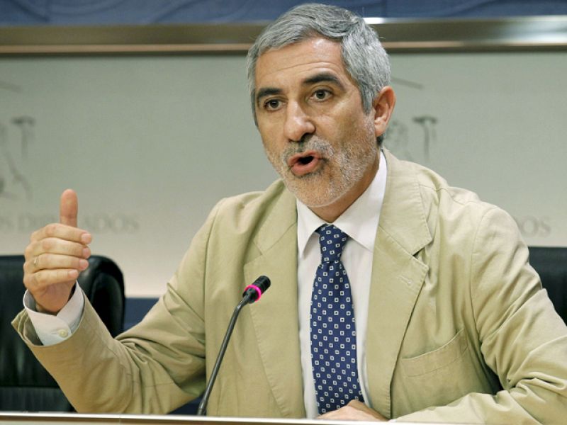  Los partidos minoritarios insisten en el cumplimiento de la Ley del Aborto