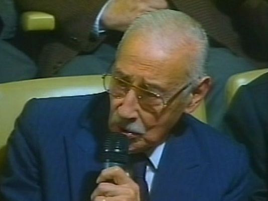  - Videla rompe su silencio