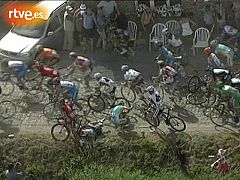 La caída de Frank Schleck revienta el Tour