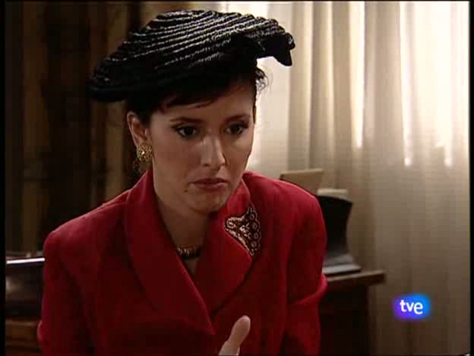 Amar en tiempos revueltos - Cap. 215