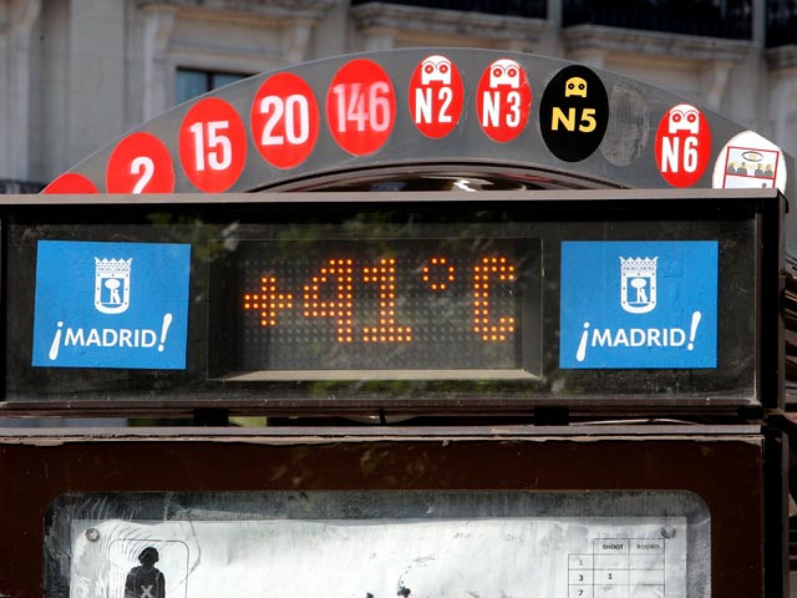 Media España se derrite por las altas temperaturas