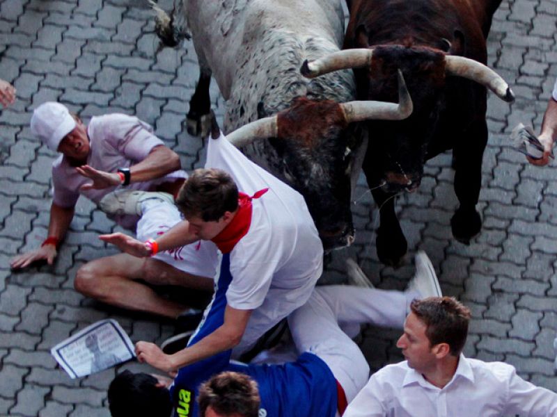  La ganadería pacense de los Peñajara abre con un encierro "noble y rápido, y multitudinario"