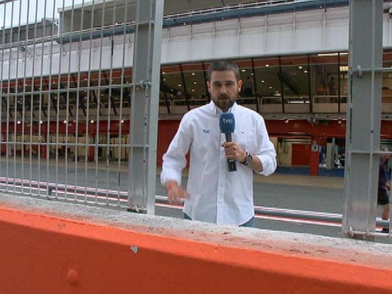 Así vivió Jorge Martínez Aspar, desde el muro, la caída en Montmeló de su piloto de 125cc Nico Terol.