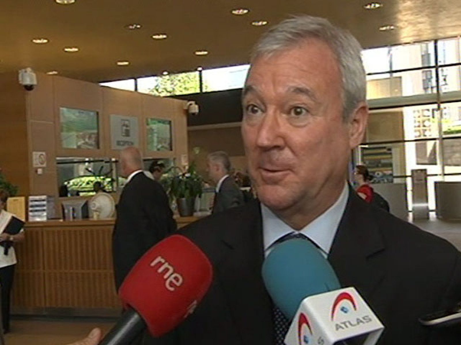 Ramón Luis Valcárcel ha explicado que no sabía que la admisión a trámite de un recurso no suponía su suspensión.