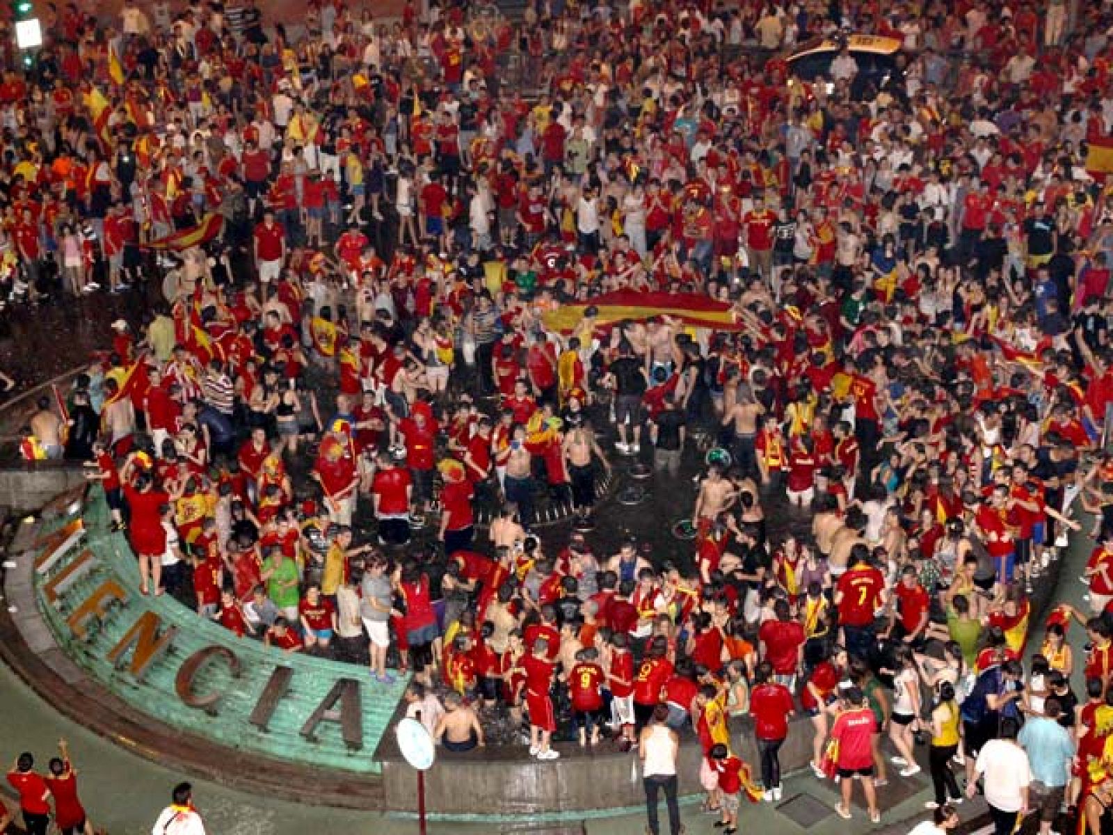 Marea roja de Durban a Pamplona | Ver