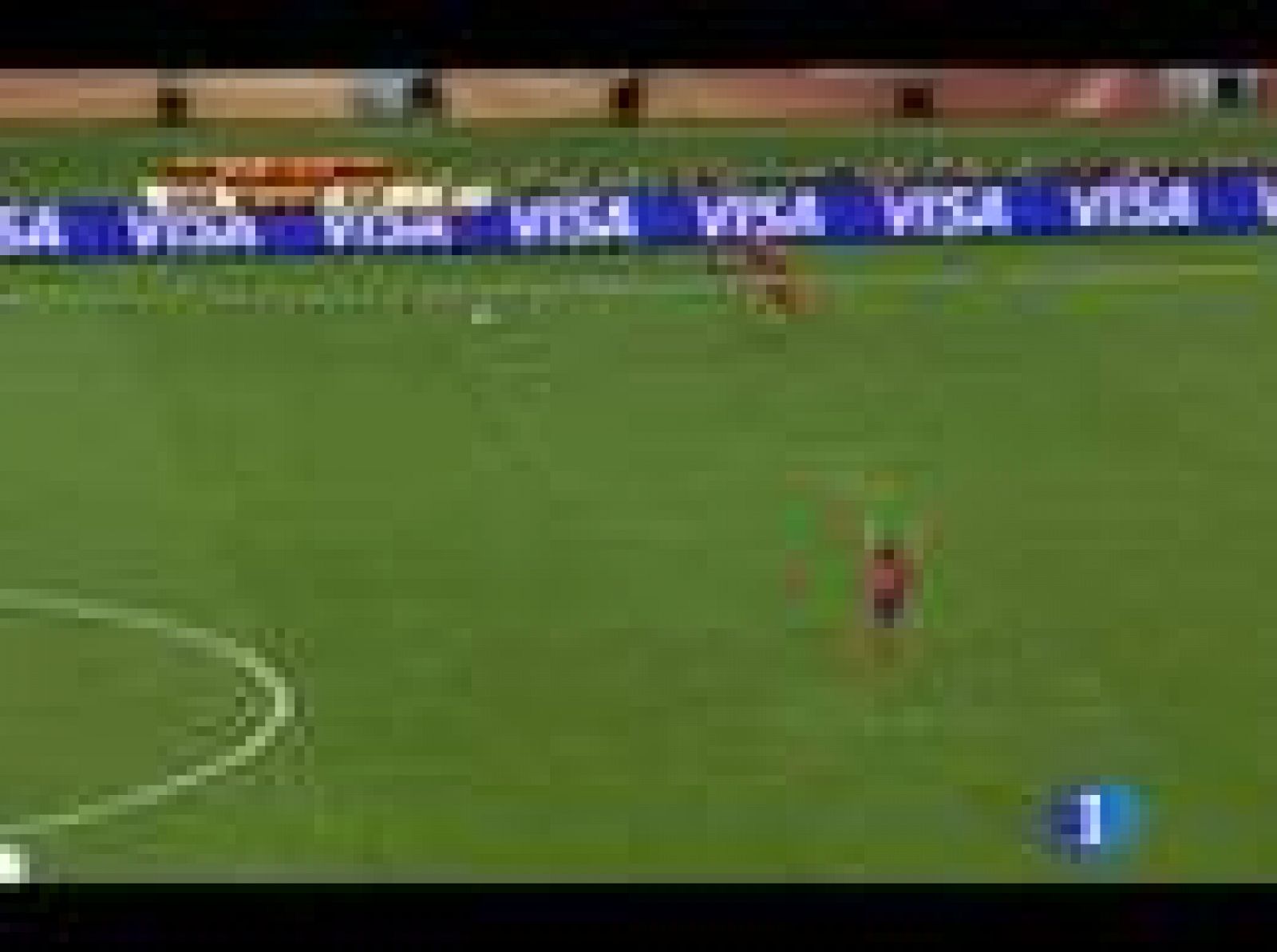 La selección española derrotó a Alemania en su mejor partido del campeonato y se ha ganado un hueco en la historia del fútbol gracias al golazo de cabeza de Puyol, que hizo realidad el sueño de todos los españoles.