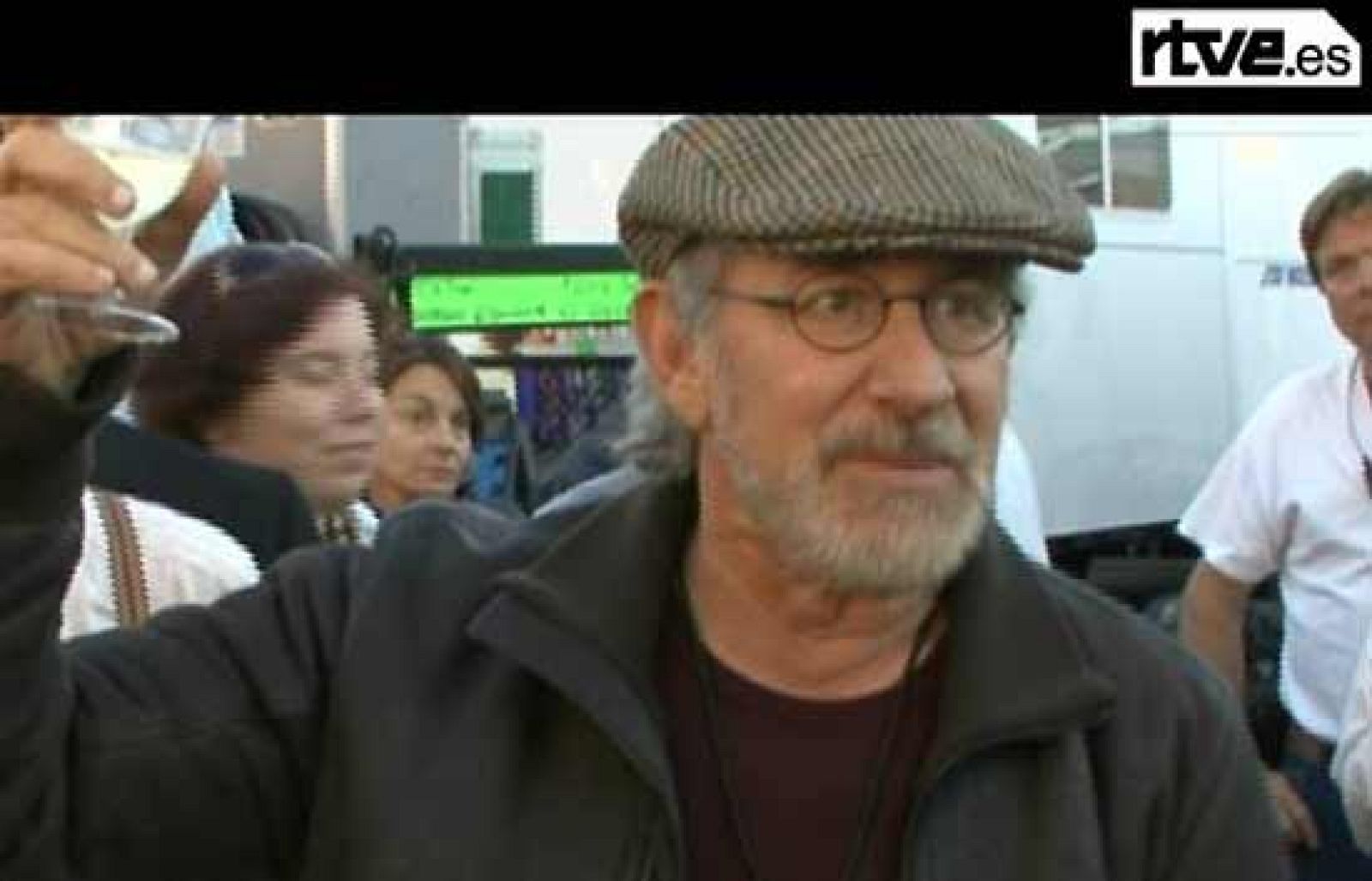 Brindando por el rodaje de Indiana Jones