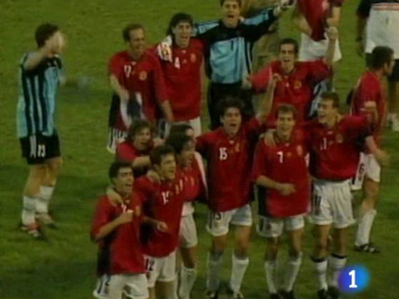 Casillas, Xavi y Marchena, 'viejos' ganadores | Ver