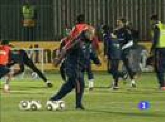 Telediario 1 - Telediario en 4' - 10/07/10