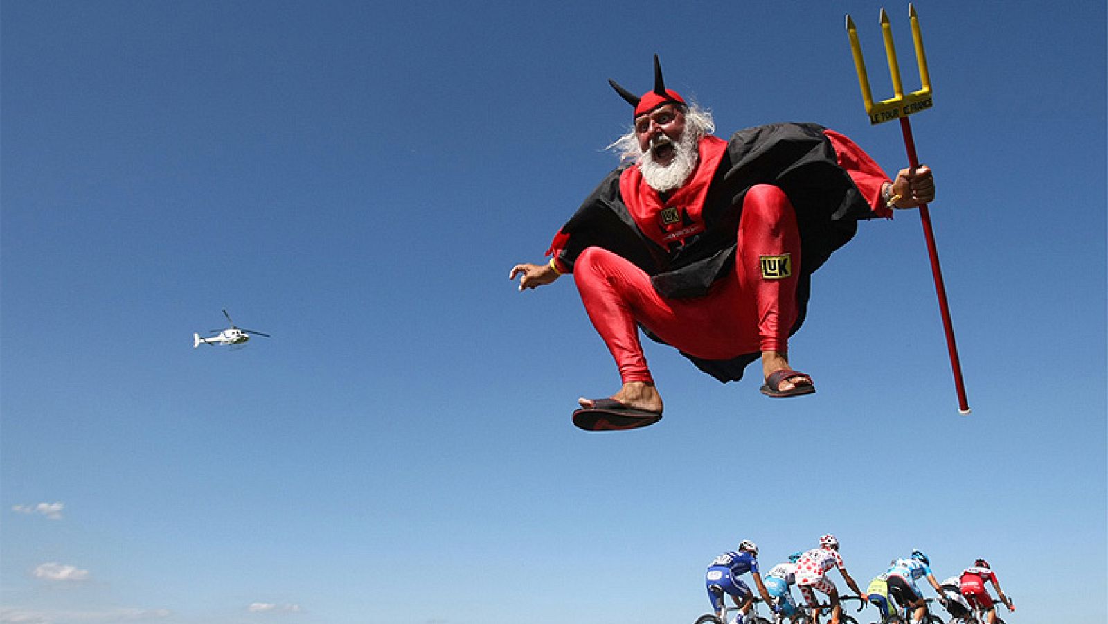  El diablo rojo, genio y figura en el Tour