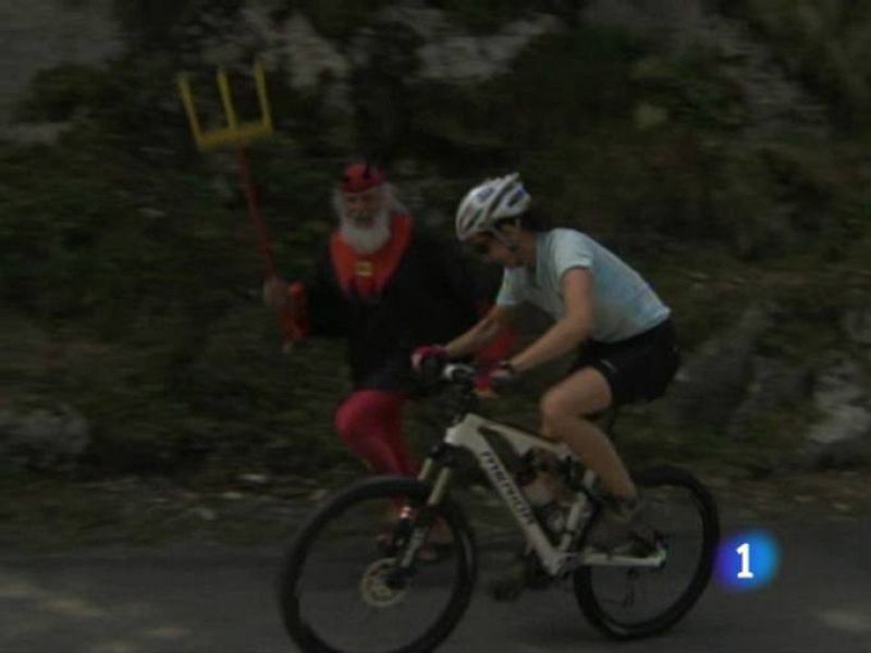  El diablo rojo, genio y figura en el Tour