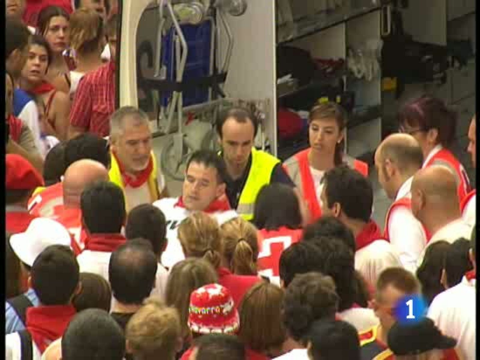 Parte oficial del quinto encierro: Un corneado y dos contusionados | Ver