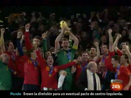 Telediario Internacional - TD Internacional. 13 h. (12/07/10)