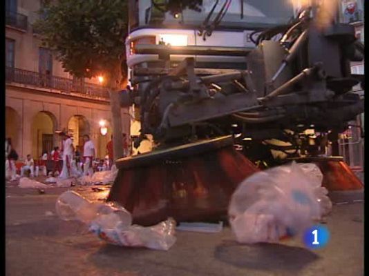 San Fermín - Limpieza de la calle en San Fermín