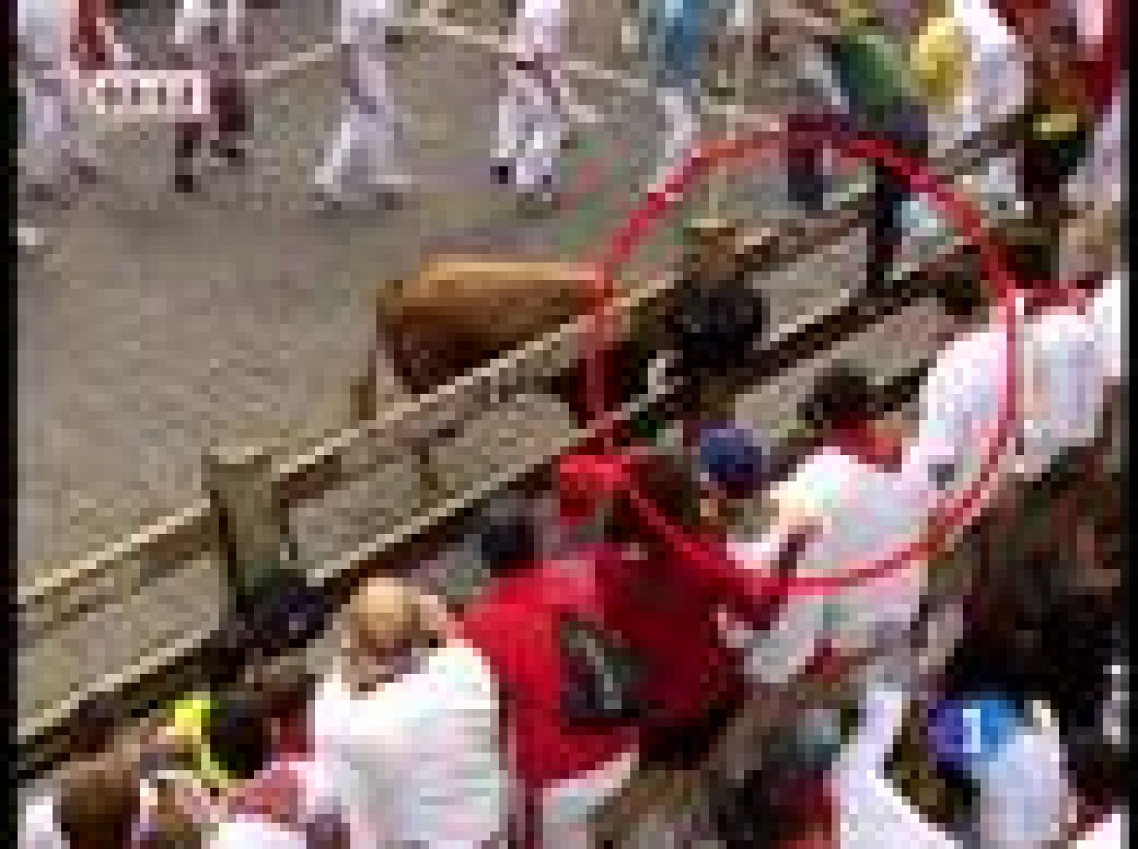 La imprudencia de algunos mozos aumenta el peligro de los Jandilla | Ver