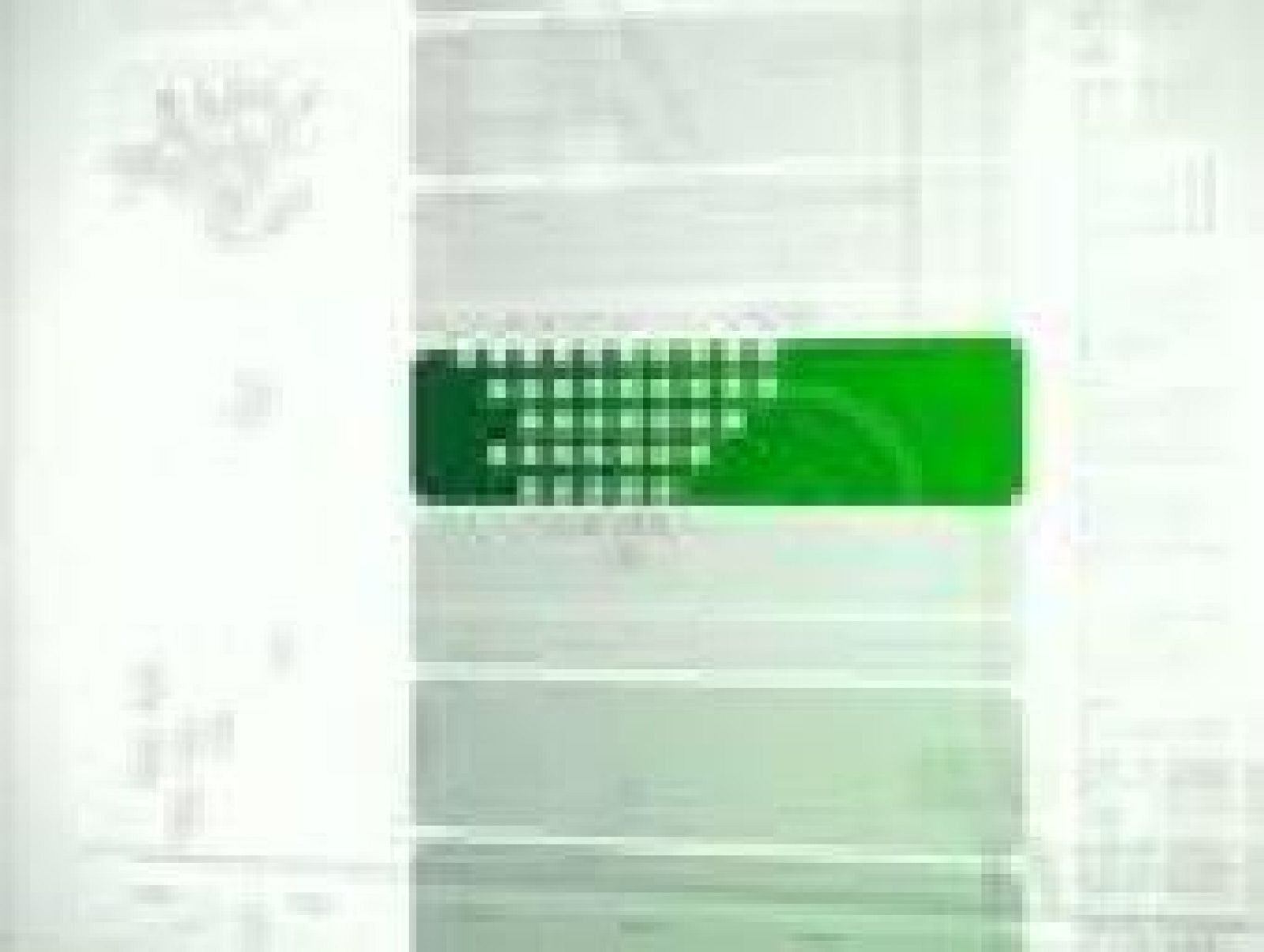   Rodriguez Zapatero ha defendido su politica económica en el debate del Estado de la nación. Se ha comprometido a desarrollar los recortes contra el déficit y la reforma laboral. //Y una imagen curiosa para la portada, la del atún Aurelio; un ejemplar de 105 kilos que ha sido troceado en una pescadería bilbaina. Este gigantesco atún fue capturado el domingo en Hondarribia y hoy más de un bilbaino dará buena cuenta de él.//Gran etapa de ciclismo en el Tour de Francia la que se vivió ayer en la despedida de los Alpes. El lider Cadel Evans se vino a abajo en el día en el que brillaron Andy Schleck y Alberto Contador. También muy buena etapa del lider del Euskaltel Euskadi, Samuel Sánchez, que se ha situado tercero en la general.