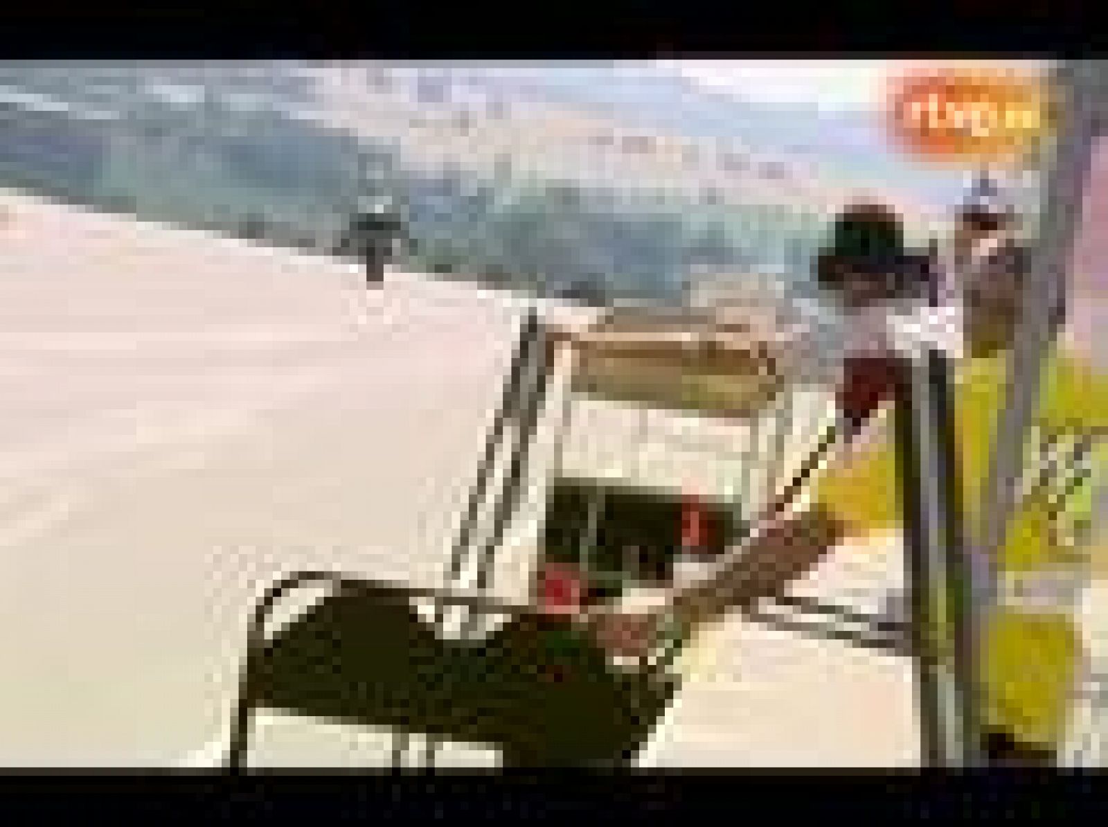 A veces a los pilotos, como le ocurrió a Andrea Iannone, les cuesta entender las pizarras en las que reciben instrucciones.