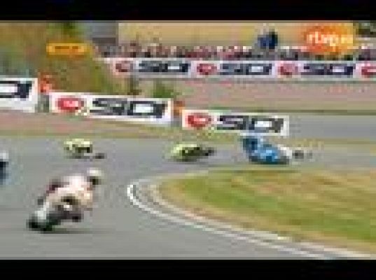 Caída triple en MotoGP