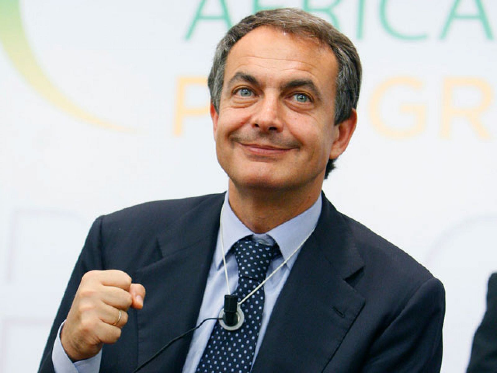 Zapatero: "Qué designio de la historia que el primer Mundial que se celebra en África lo gane España"