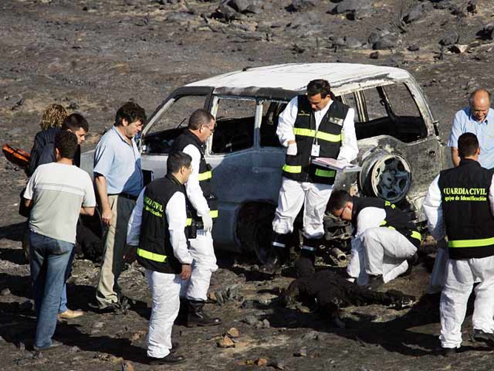  La Audiencia Provincial de Guadalajara exculpa a todos los cargos públicos imputados por el incendio que se produjo en 2005 y que dejó 11 muertos. Además, sólo deja en el proceso a los tres responsables de encender la barbacoa que originó el fuego.