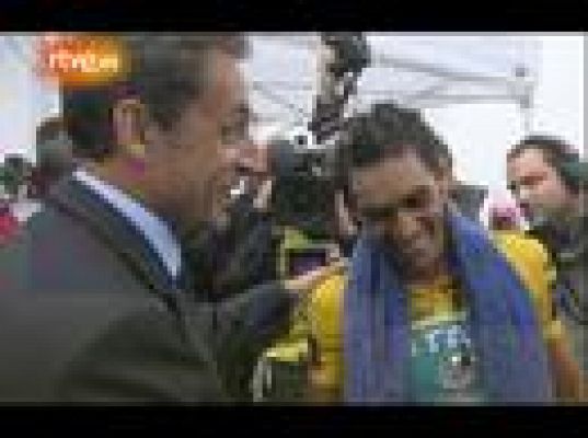 Tour de Francia - Contador felicitado por Sarkozy