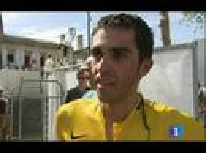 Alberto Contador expresó la dureza de la contrarreloj que le confirma como ganador del Tour de Francia pero no pudo expresar la alegría que le ha producido esta victoria.