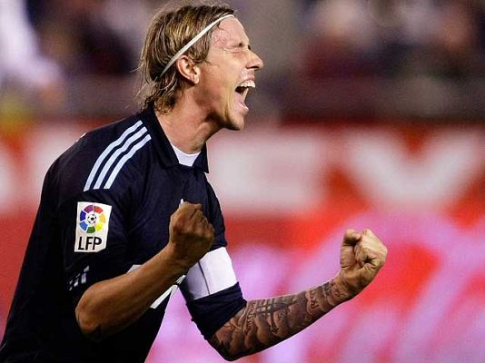  - Tan bueno como controvertido