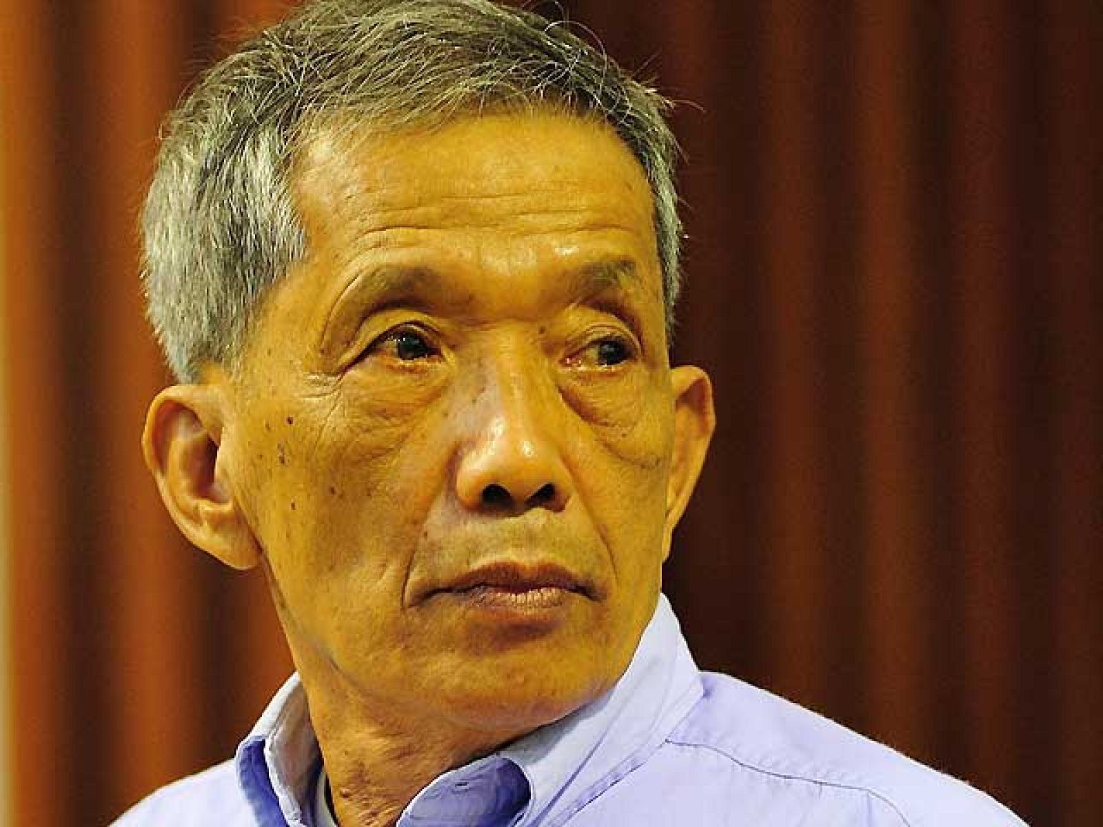 El tribunal especial de la ONU para el genocidio de Camboya ha condenado este lunes a Kaing Guek Eav alias "Duch" a 35 años de prisión por su papel en la muerte de al menos 14.000 personas como torturador del régimen camboyano jefe de hace tres décadas.