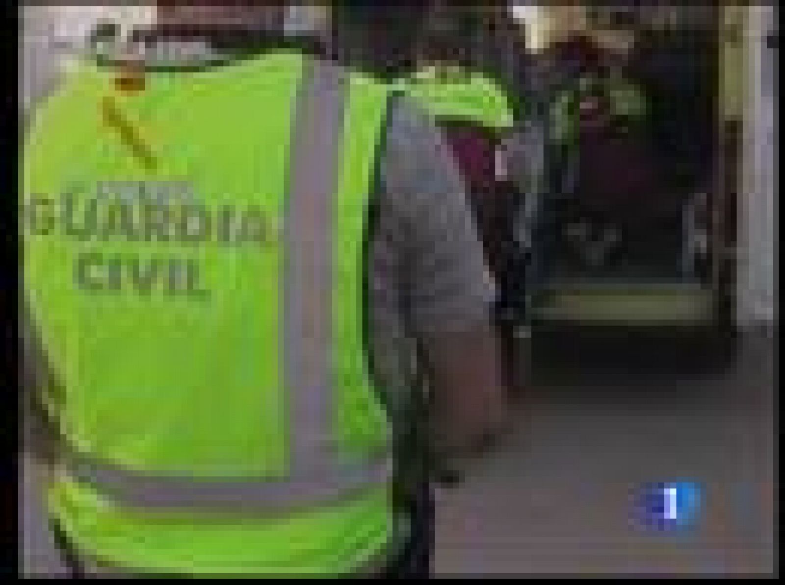 Golpe de la Guardia Civil a varios grupos acusados de unos 80 robos en polígonos industriales | Ver