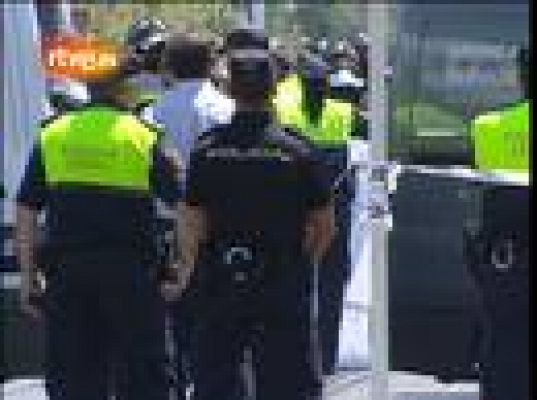  - 2 muertos al chocar contra tranvía