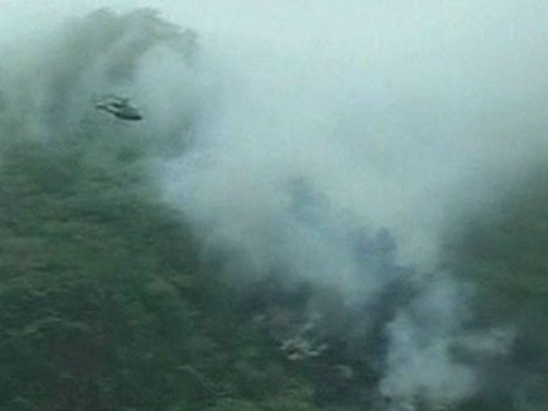 Un avión de Pakistán con más de 150 personas a bordo se ha estrellado este miércoles en las colinas cercanas a la capital, Islamabad. El avión perdió el contacto con la torre de control a las 6.43 hora española peninsular cuando las condiciones temp
