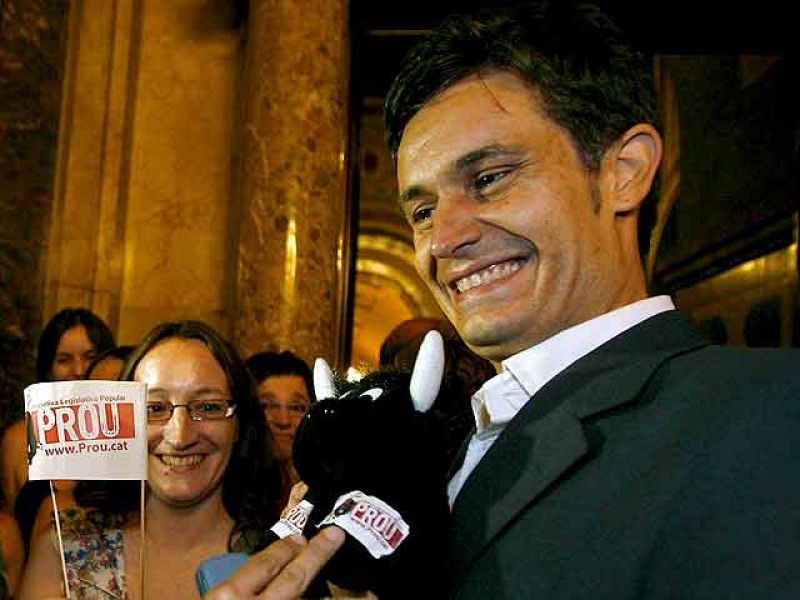 Los antitaurinos: "La prohibición de los toros en Cataluña, un éxito de la democracia"