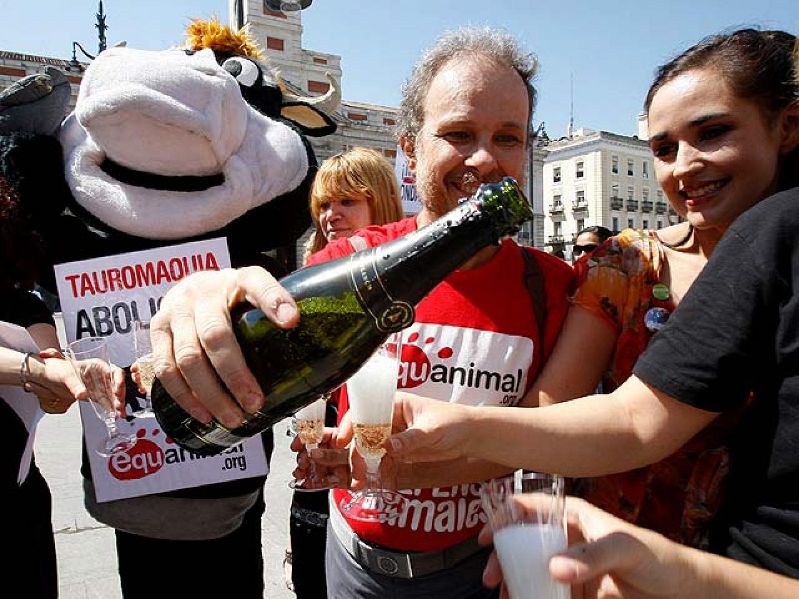 Sin programa: Cataluña prohíbe los toros | RTVE Play