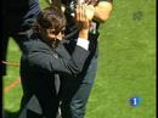  - Raúl se presenta con el Schalke 04