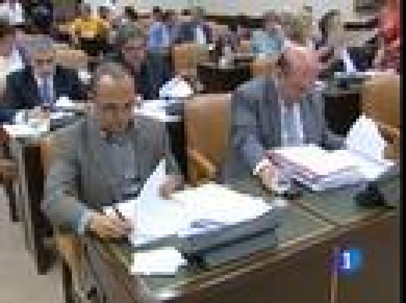 Los socialistas se han quedado solos en defensa de la reforma laboral en el Congreso.