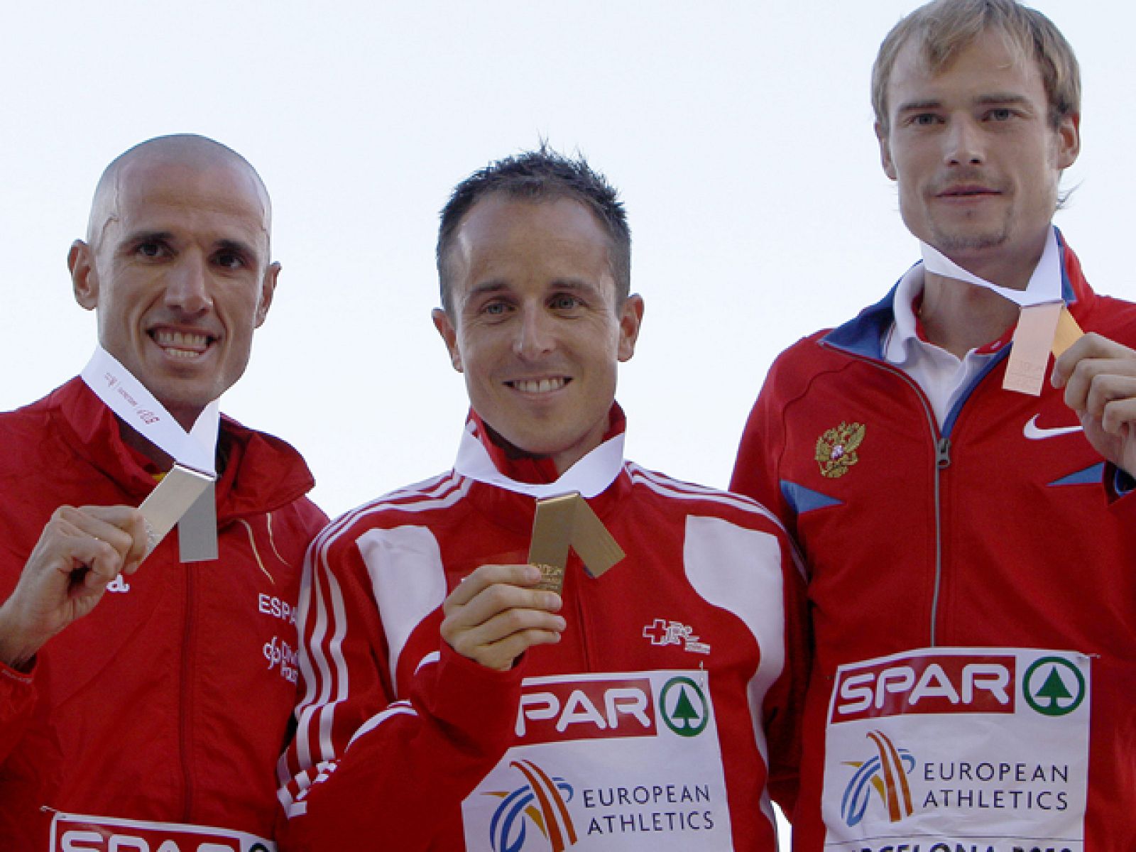 Chema se cuelga la plata | Ver