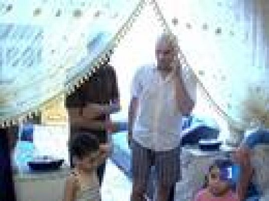  - Marroquíes castigados por la crisis